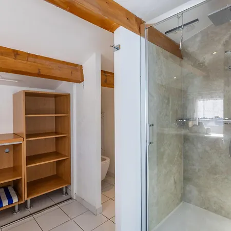 Rochelongue By Interhome אגדה